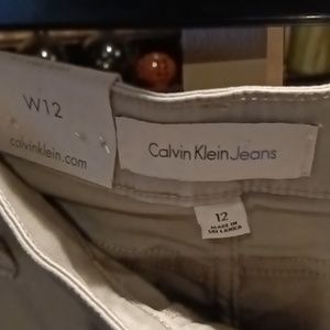 NWT FINAL PRICE Calvin Klein Jeans mocha cream ankle skinny jeans Sz W12